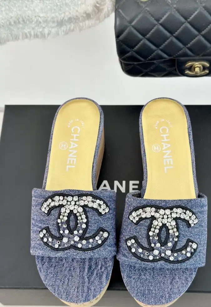 hype Chanel Slippers