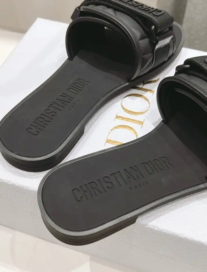 hype Christian Dior Slippers