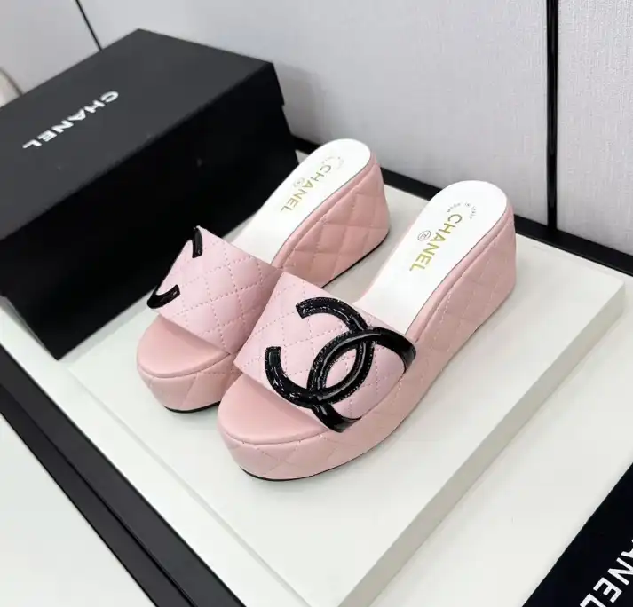 hype Chanel Slippers