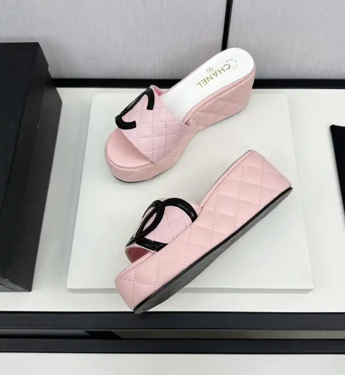 hype Chanel Slippers