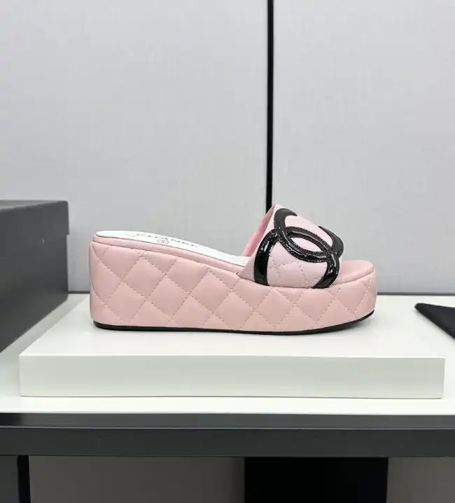 hype Chanel Slippers