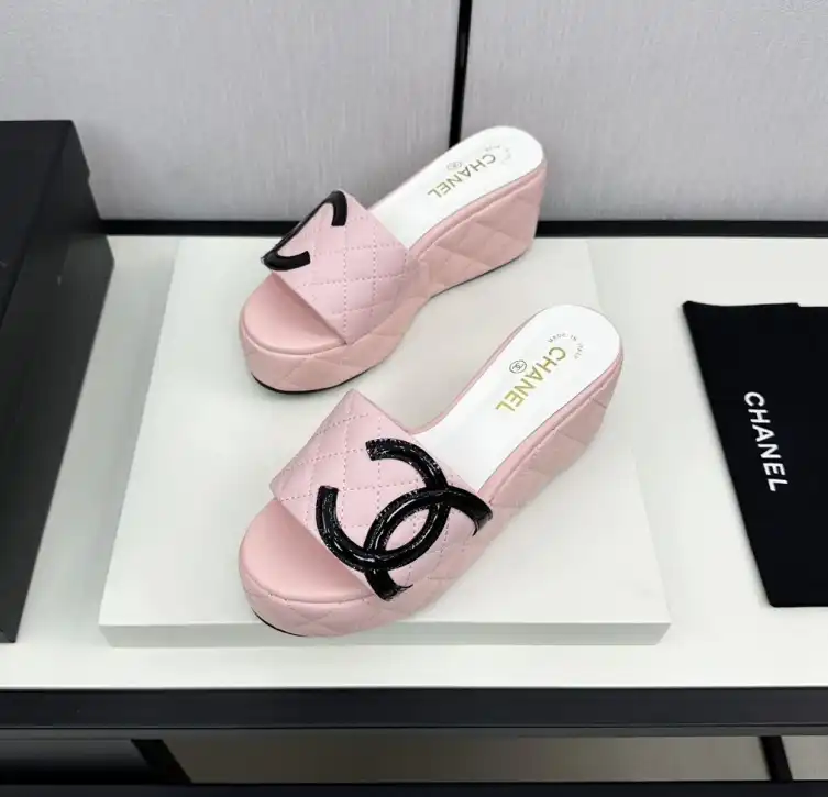 hype Chanel Slippers