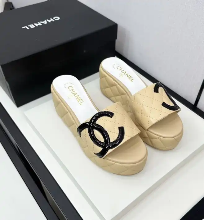 hype Chanel Slippers