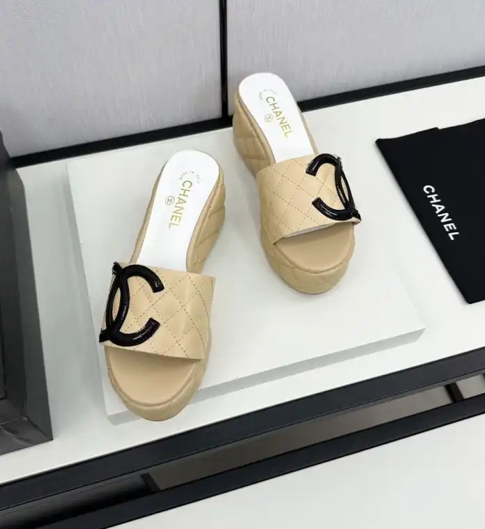 hype Chanel Slippers