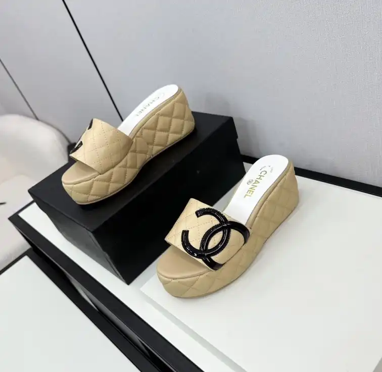 hype Chanel Slippers