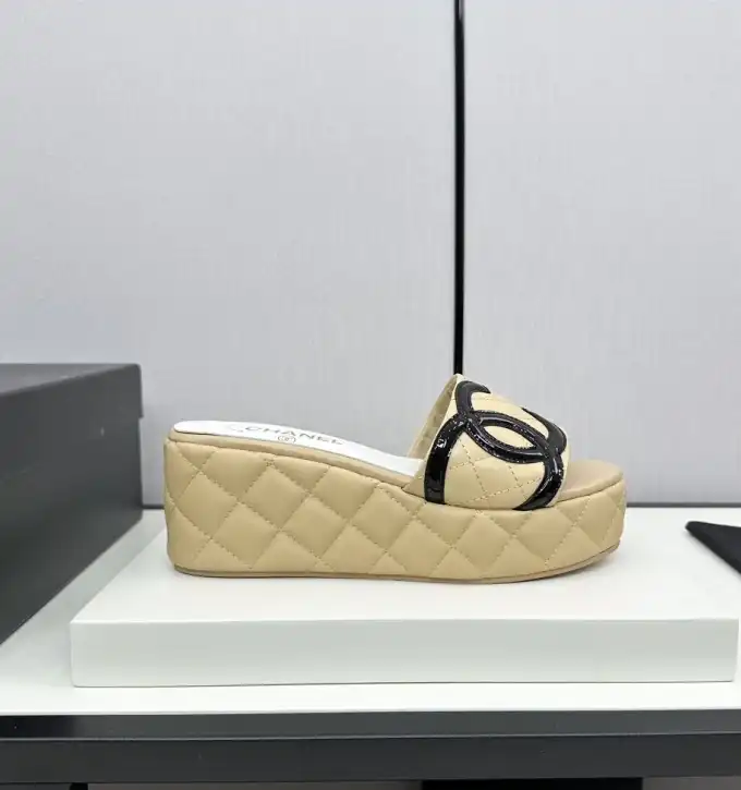 hype Chanel Slippers