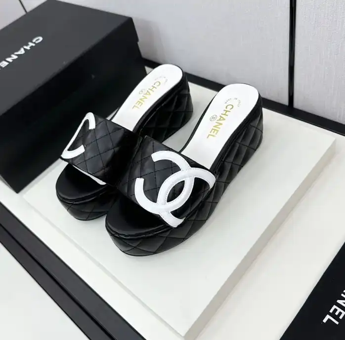 hype Chanel Slippers