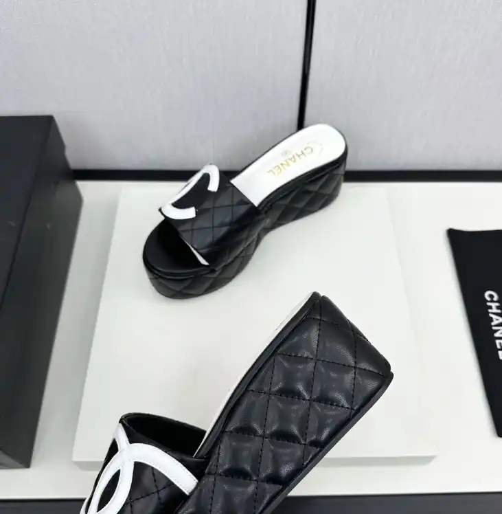 hype Chanel Slippers