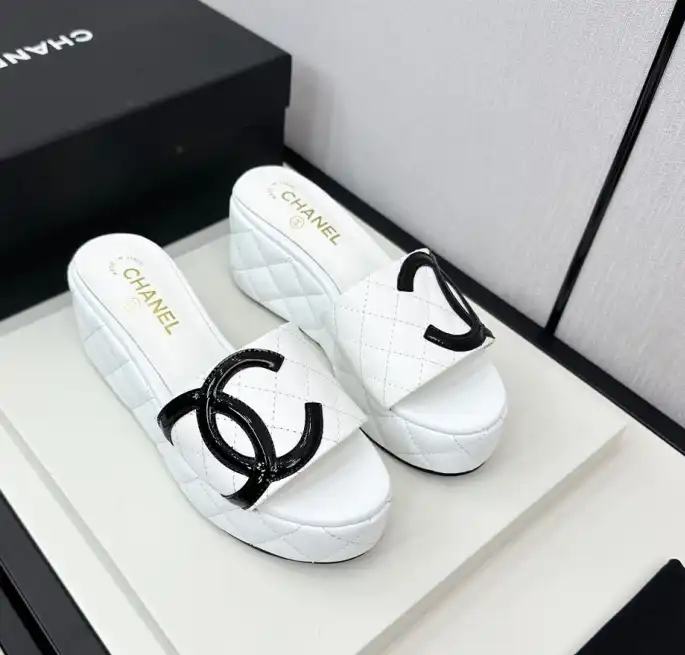 hype Chanel Slippers