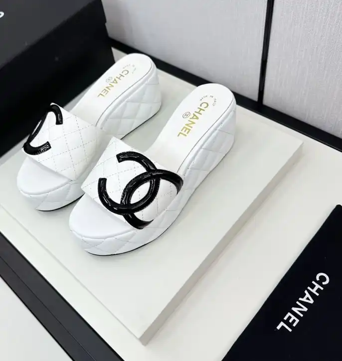 hype Chanel Slippers