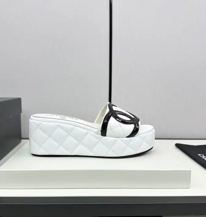 hype Chanel Slippers