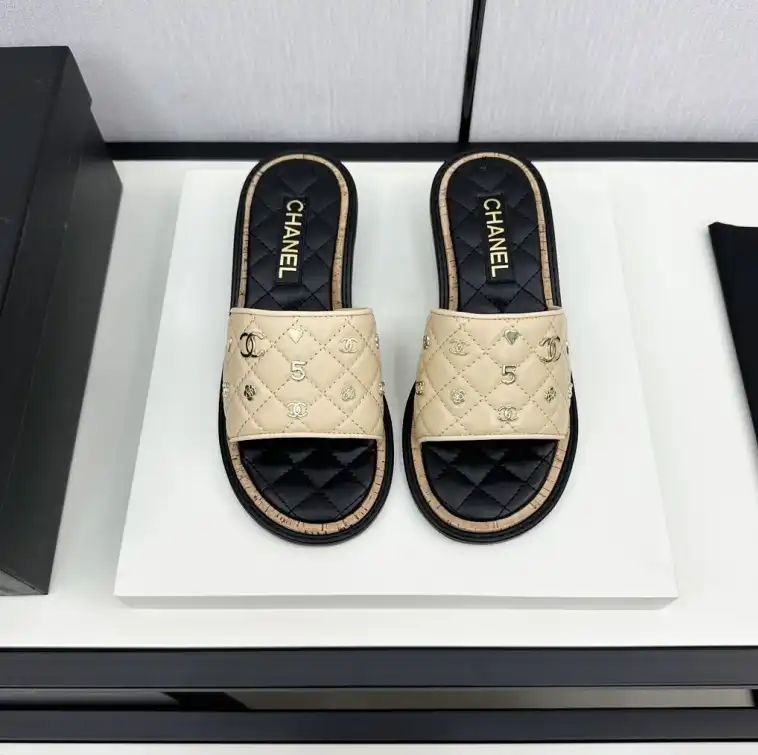 hype Chanel Slippers