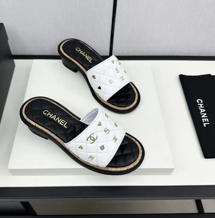 hype Chanel Slippers