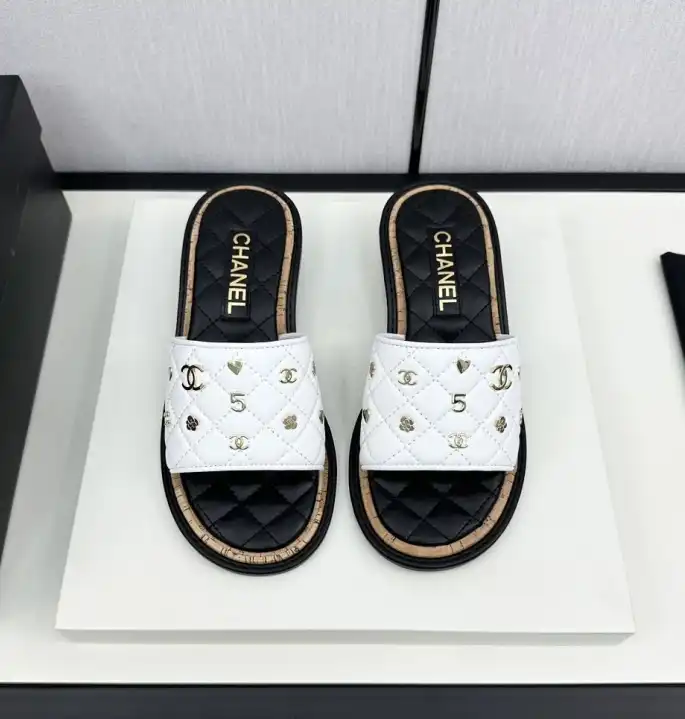 hype Chanel Slippers