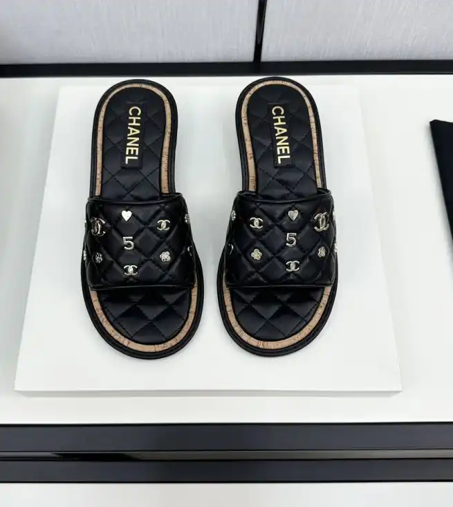 hype Chanel Slippers