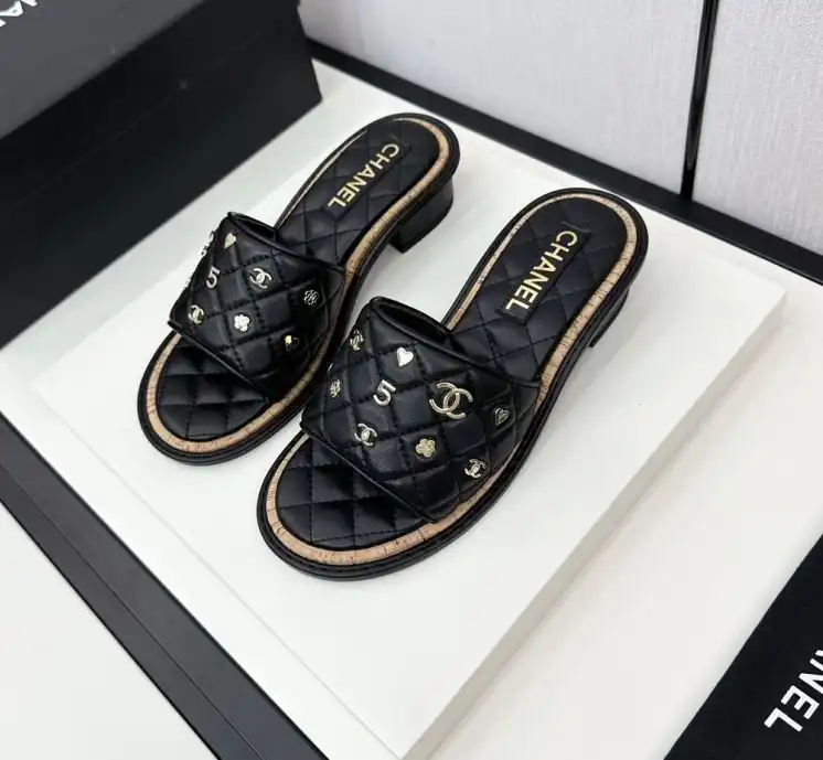 hype Chanel Slippers