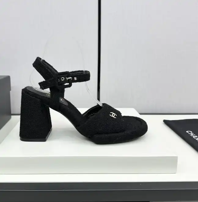 hype Chanel High Heels