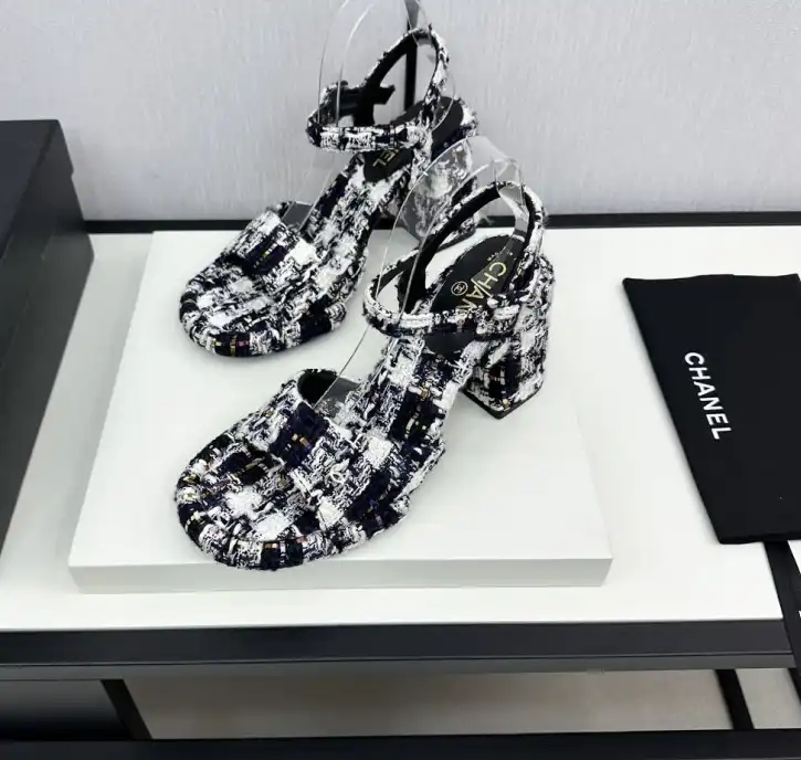 hype Chanel High Heels