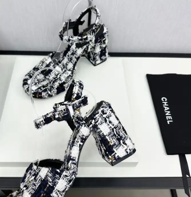 hype Chanel High Heels