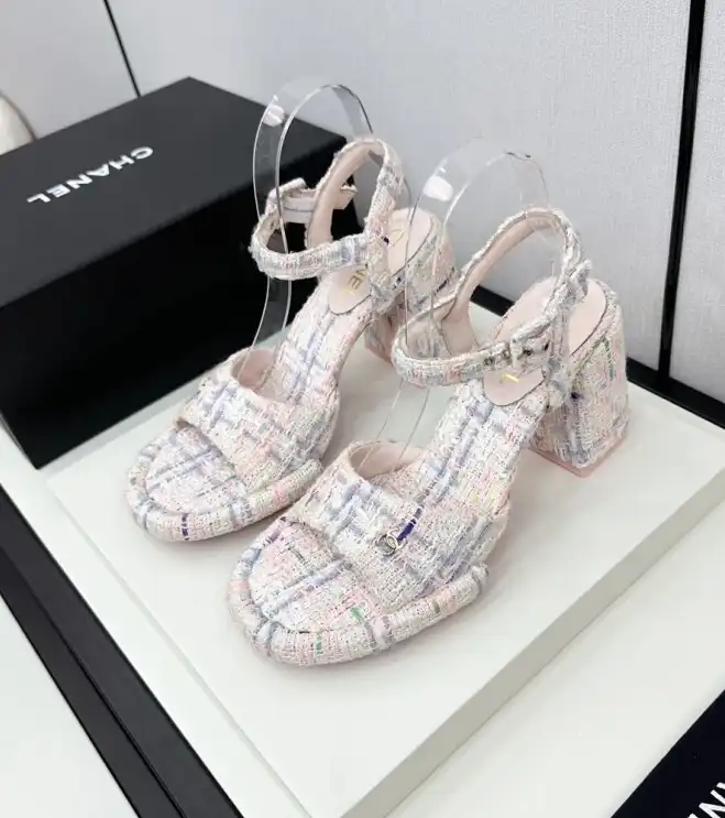 hype Chanel High Heels