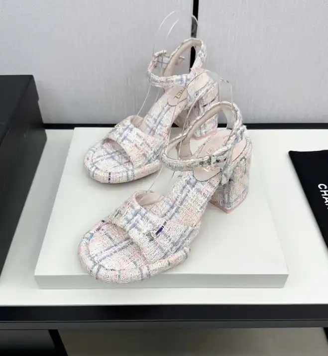 hype Chanel High Heels