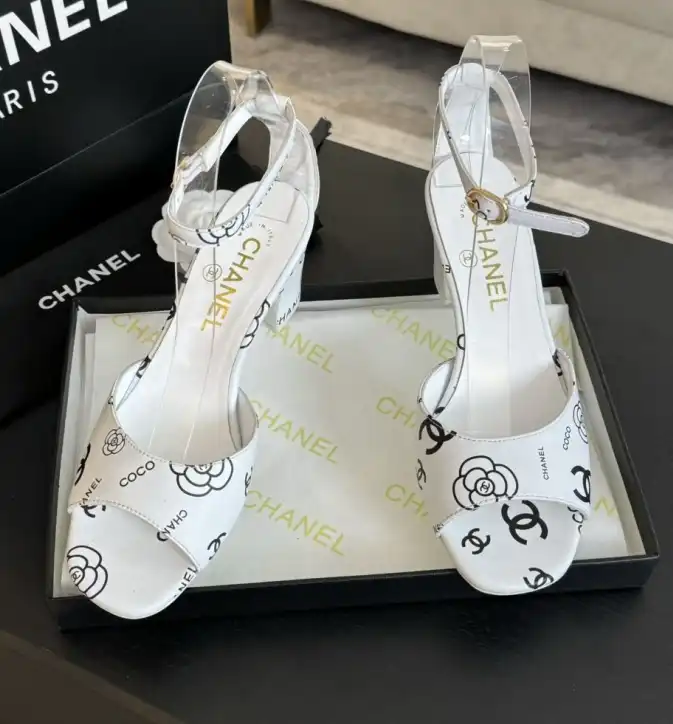 hype Chanel High Heels