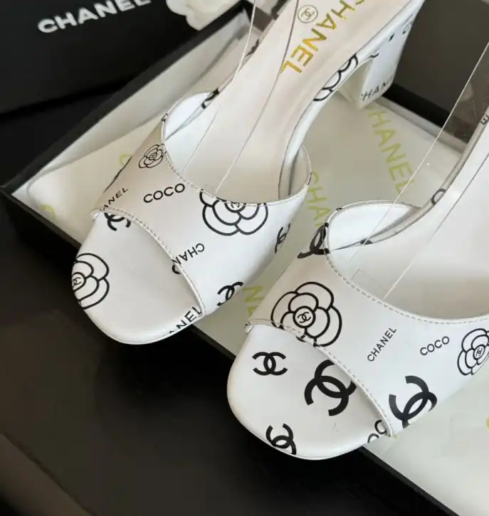 hype Chanel High Heels