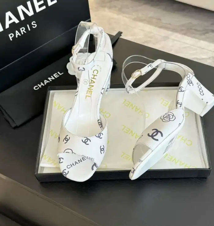 hype Chanel High Heels