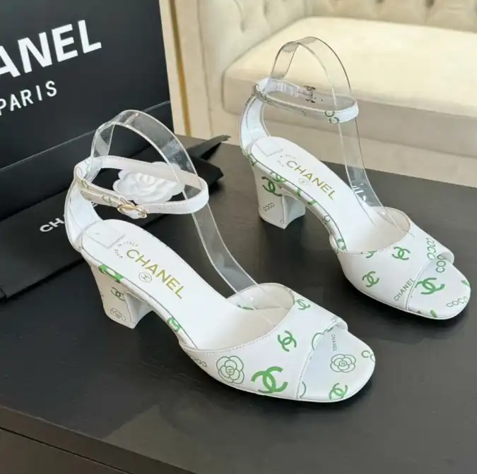 hype Chanel High Heels