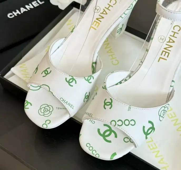 hype Chanel High Heels