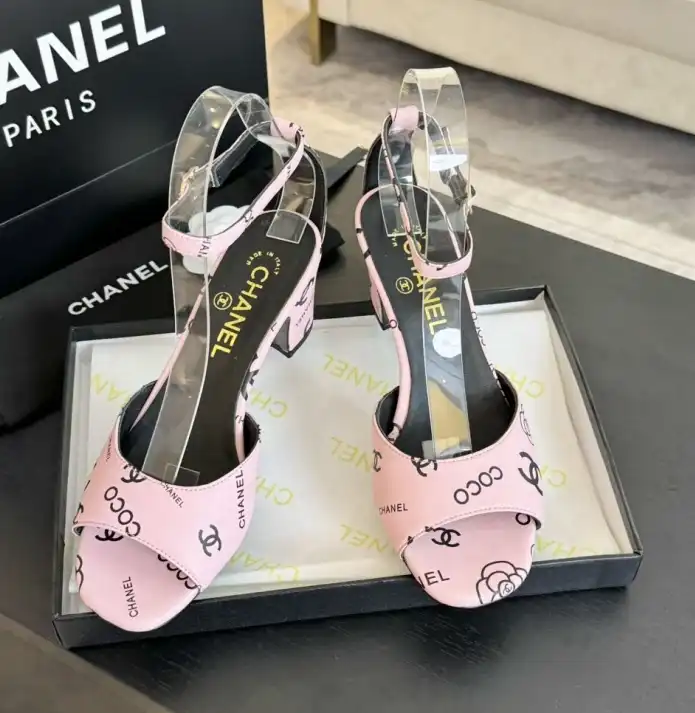 hype Chanel High Heels