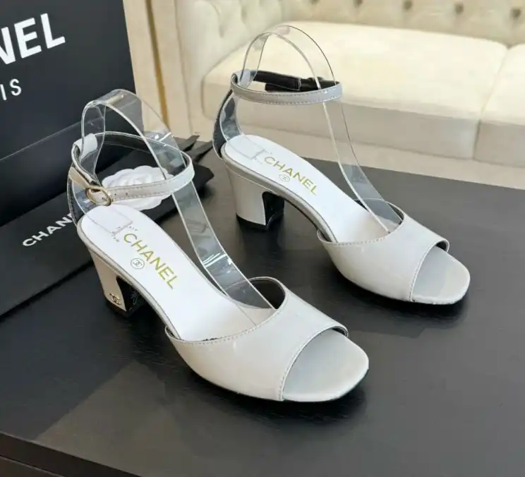 hype Chanel High Heels