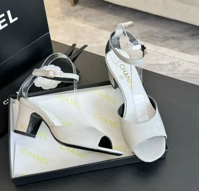 hype Chanel High Heels