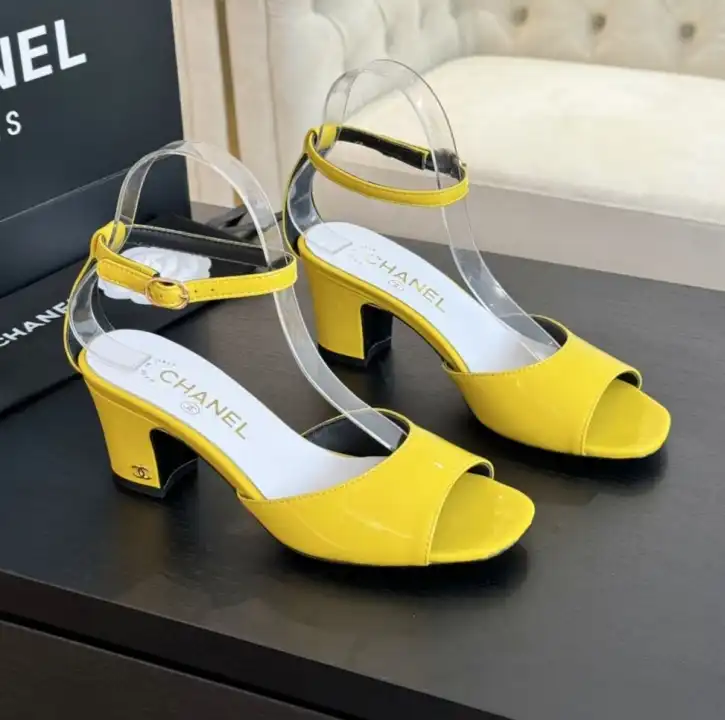 hype Chanel High Heels