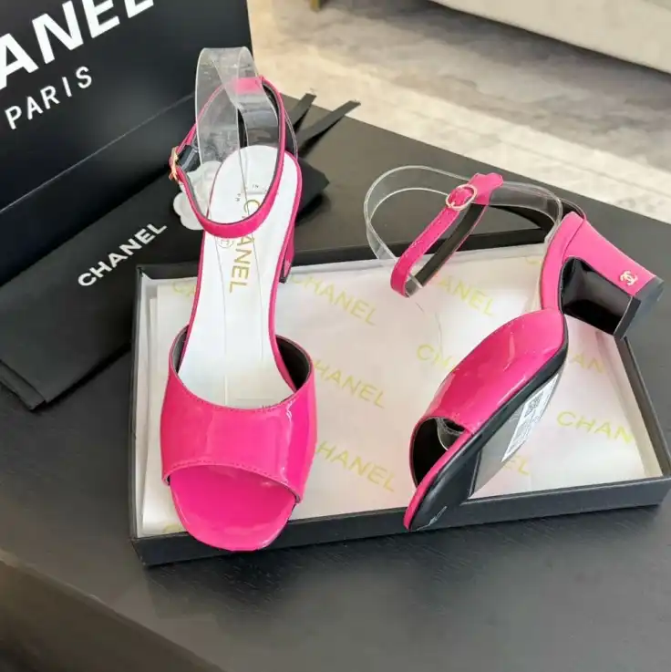 hype Chanel High Heels