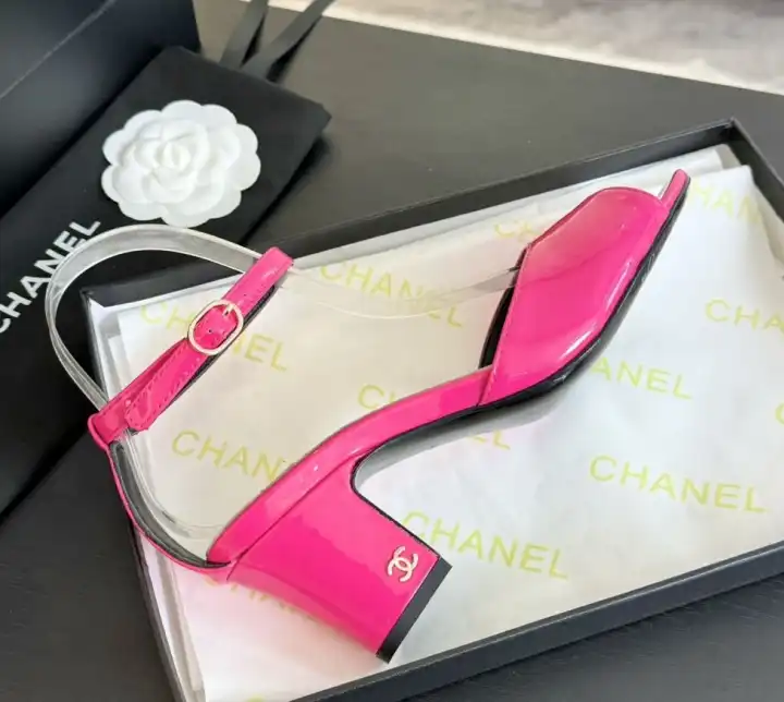 hype Chanel High Heels