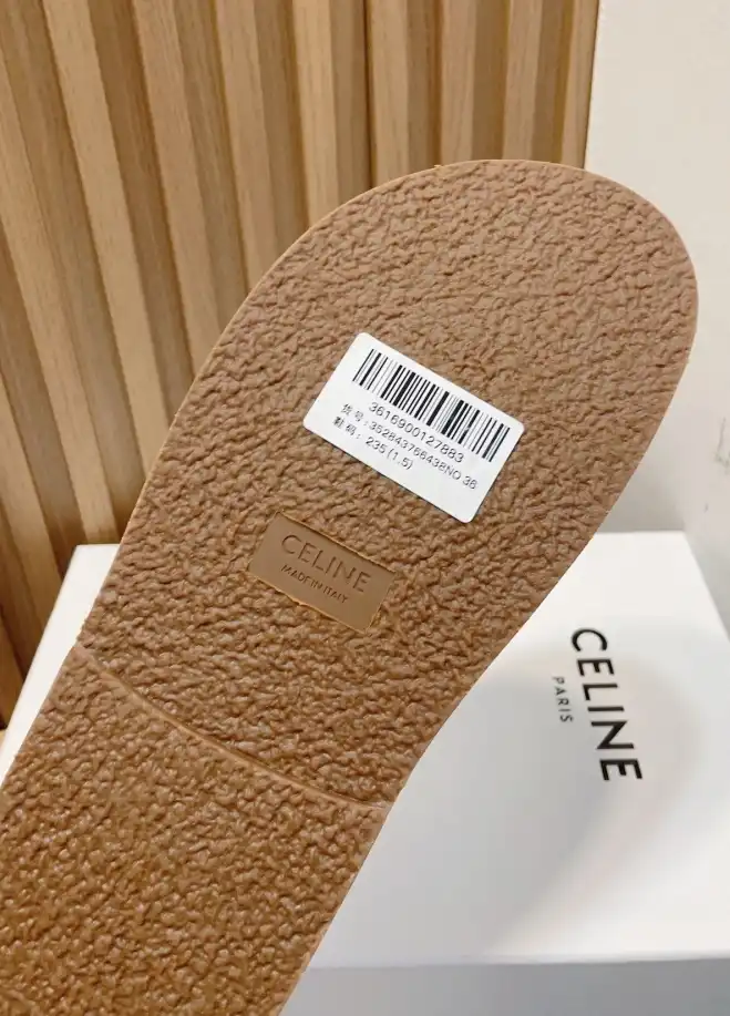 hype Celine Slippers