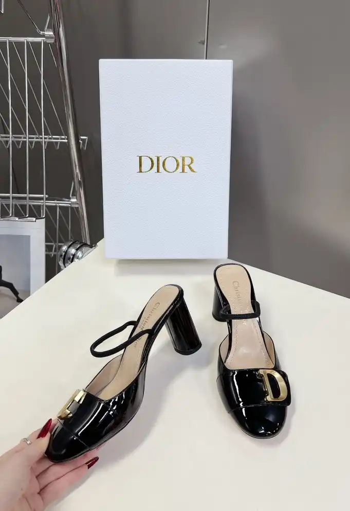 hype Christian Dior Sandals