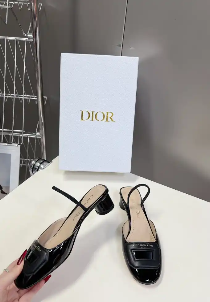 hype Christian Dior Sandals