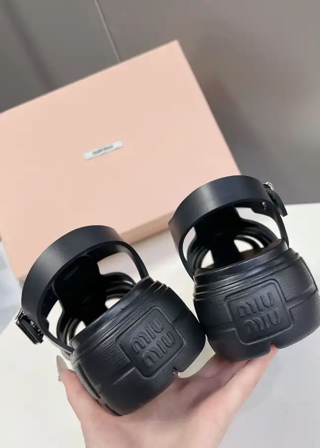 hype Miu Miu Sandals