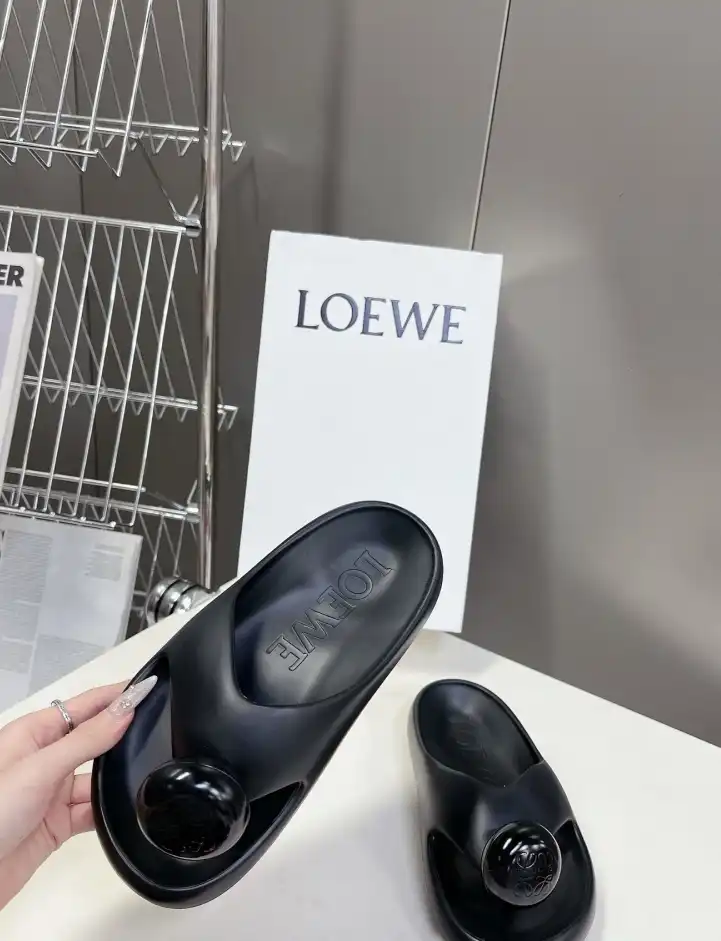 hype Loewe Slippers