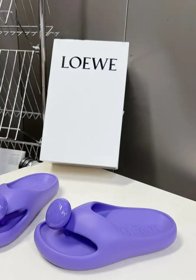 hype Loewe Slippers