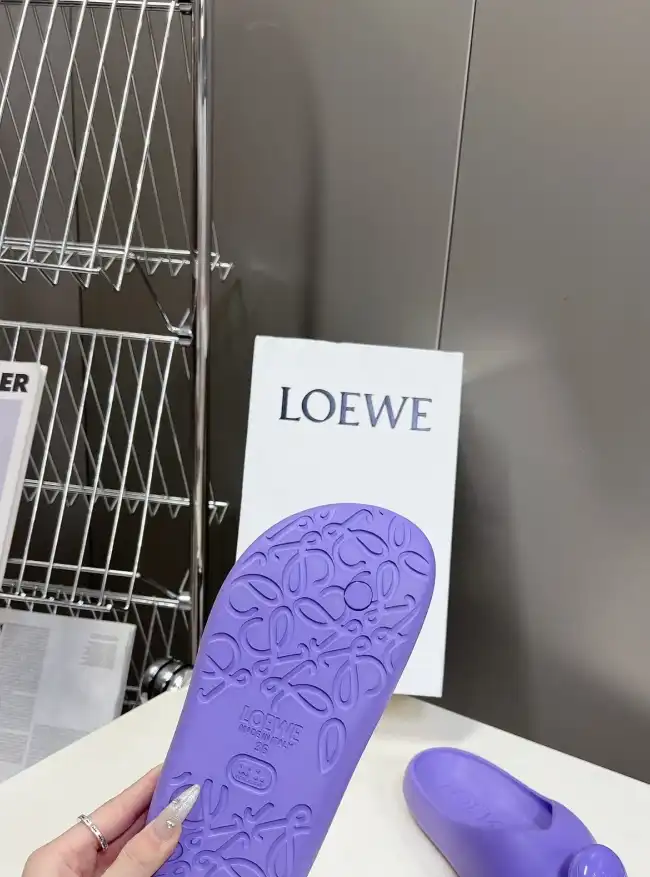 hype Loewe Slippers