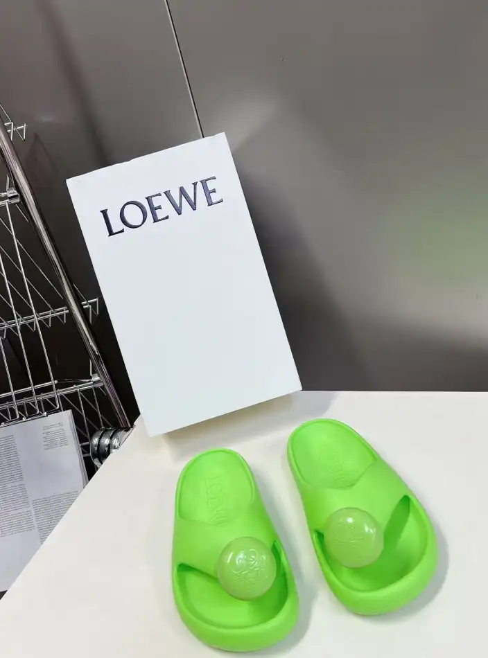 hype Loewe Slippers