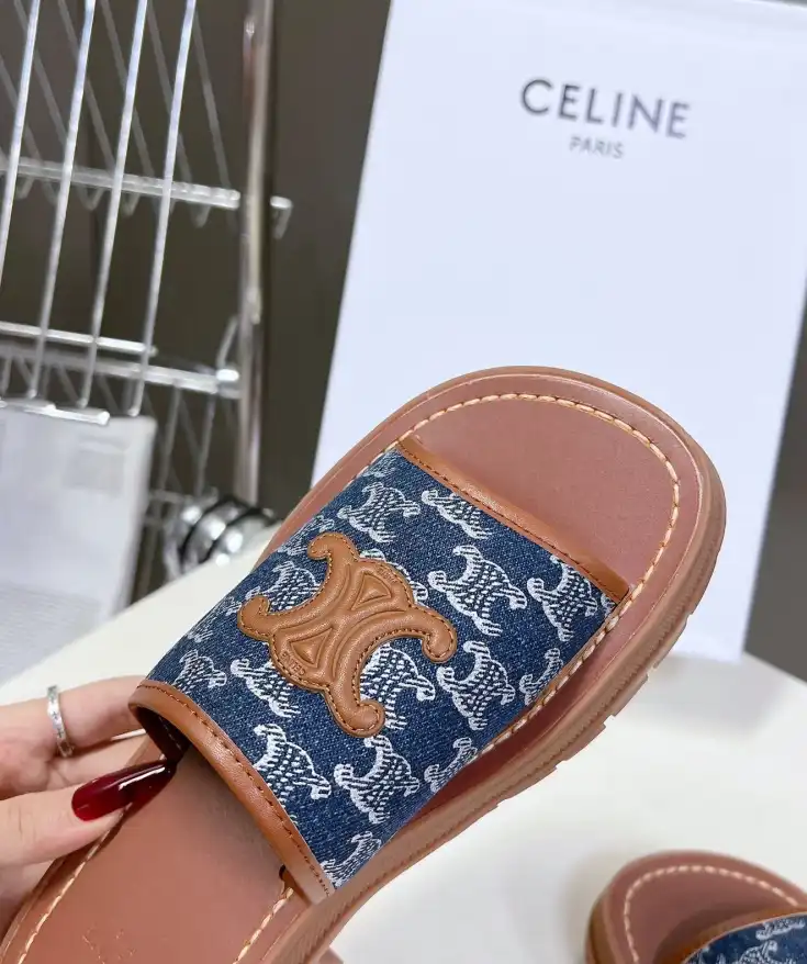 hype Celine Slippers