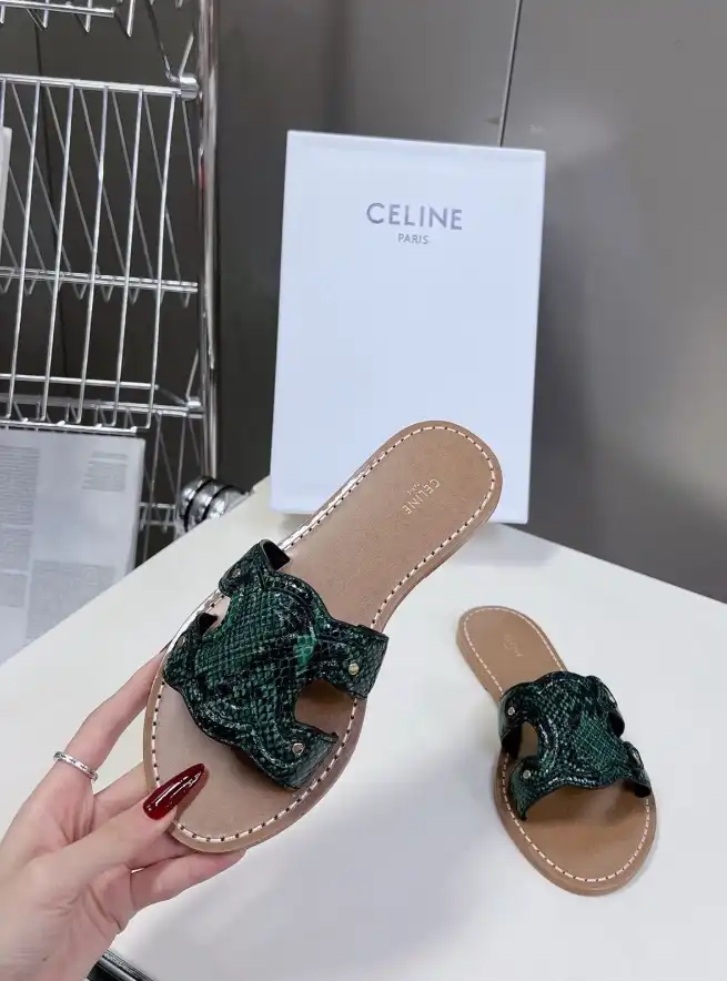 hype Celine Slippers