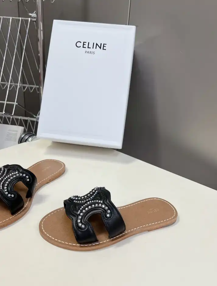 hype Celine Slippers