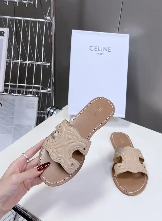 hype Celine Slippers