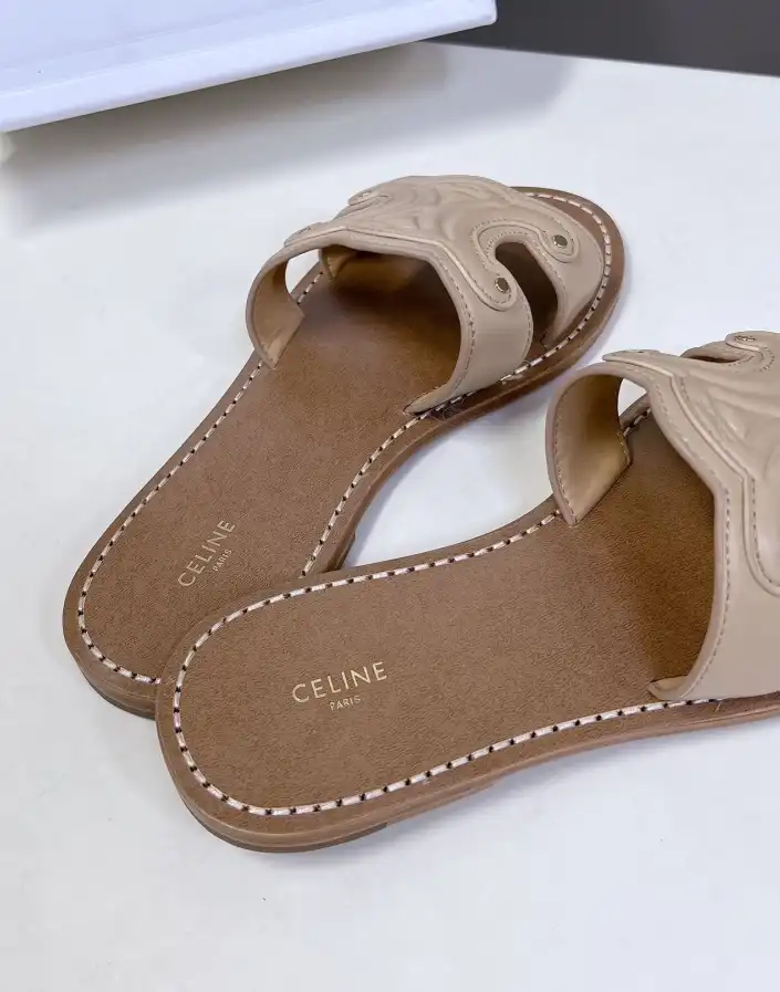 hype Celine Slippers