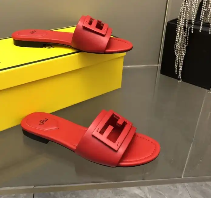 hype Fendi Slippers